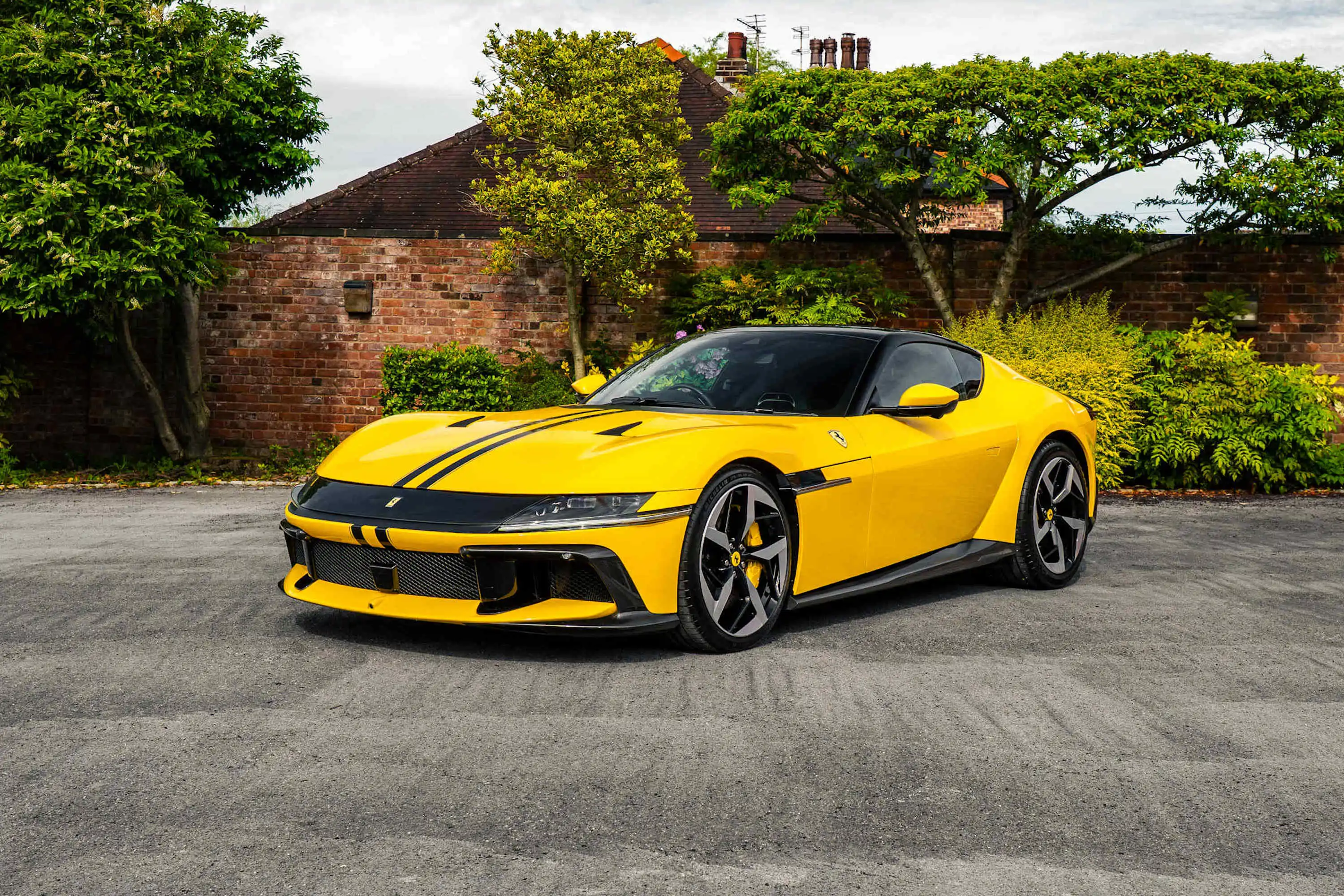 Ferrari 12Cilindri | William Loughr...